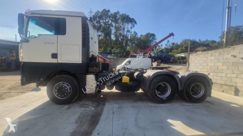 Traktor MAN 33.480