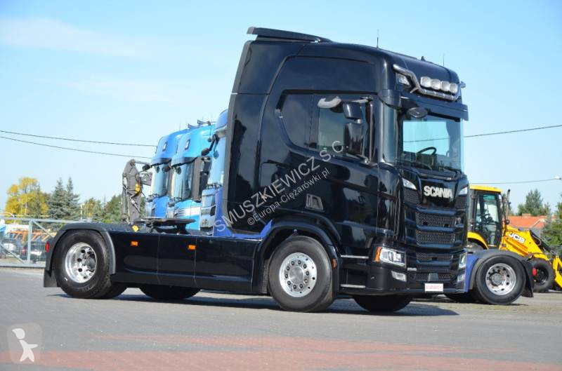 Traktor Scania 540