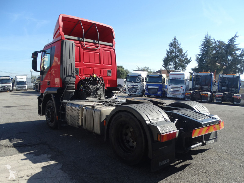 Traktor Iveco 460