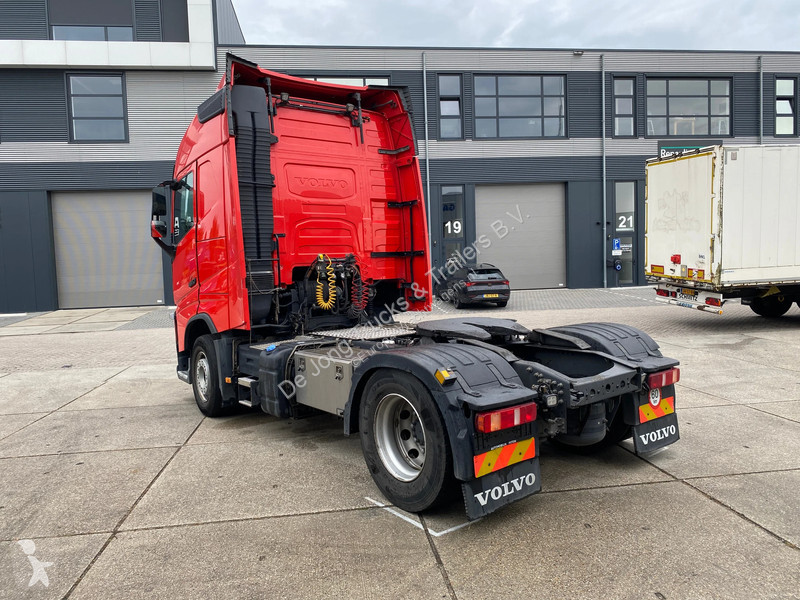 Cabeza tractora Volvo 13420 Globetrotter /...