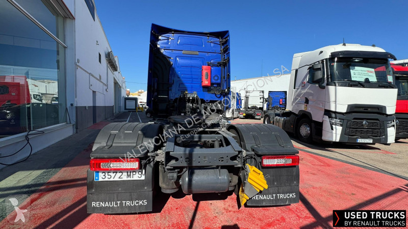 Cabeza tractora Renault