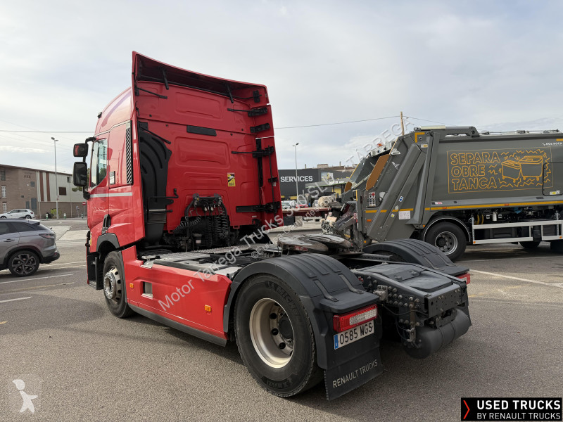 Cabeza tractora Renault