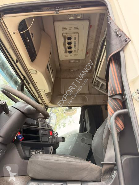 Cabeza tractora DAF 530   PROBLEMA  MOTOR