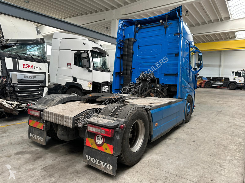 Cabeza tractora Volvo 500 Globetrotter