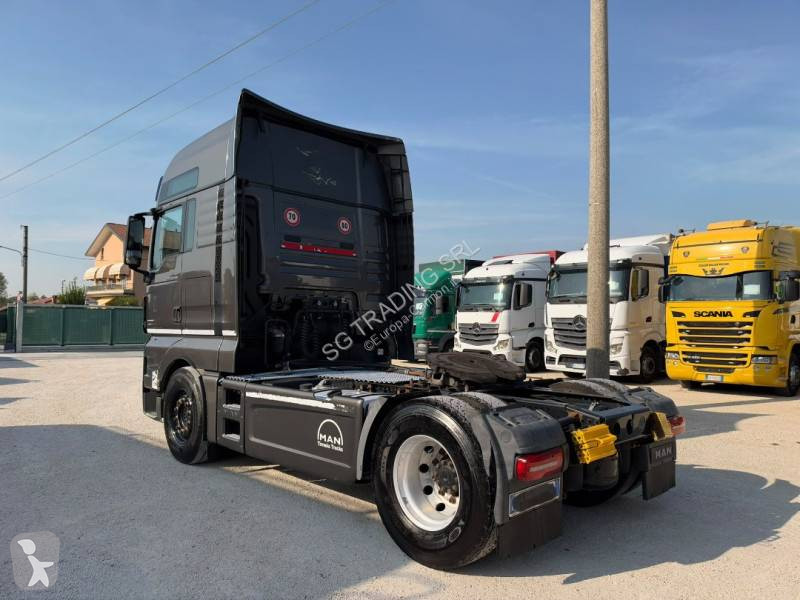 Traktor MAN 18.510