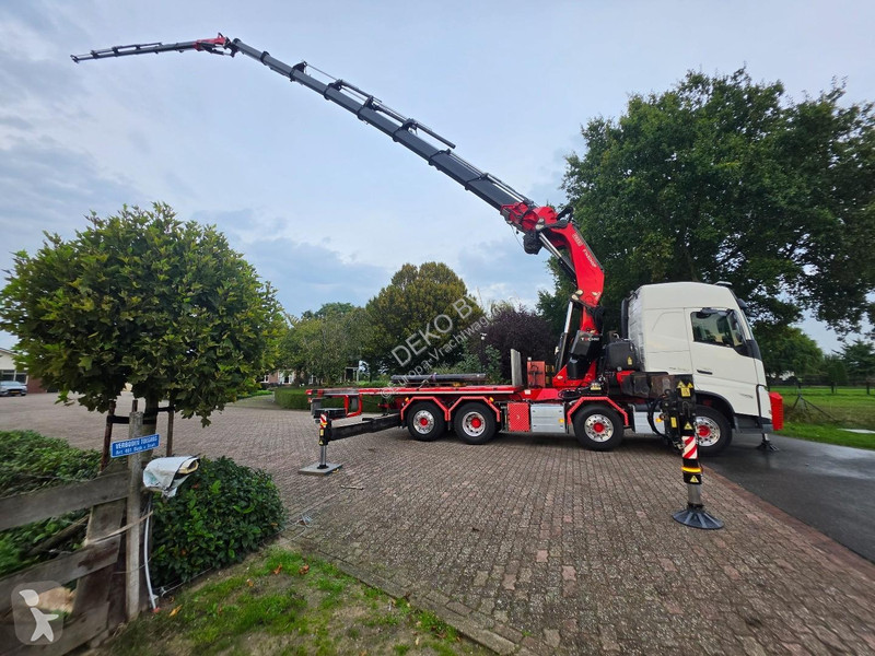 Traktor Volvo 8x2 CRANE TRUCK FASSI 1450 TECHNO...