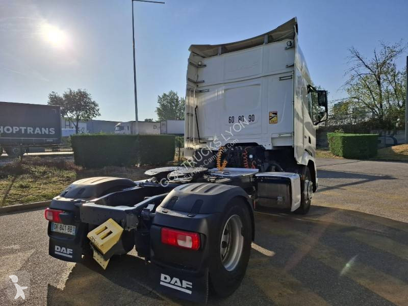 Cap tractor DAF 480