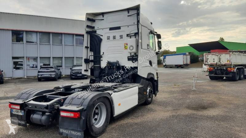 Renault 520 T4X2 E6 tractor unit