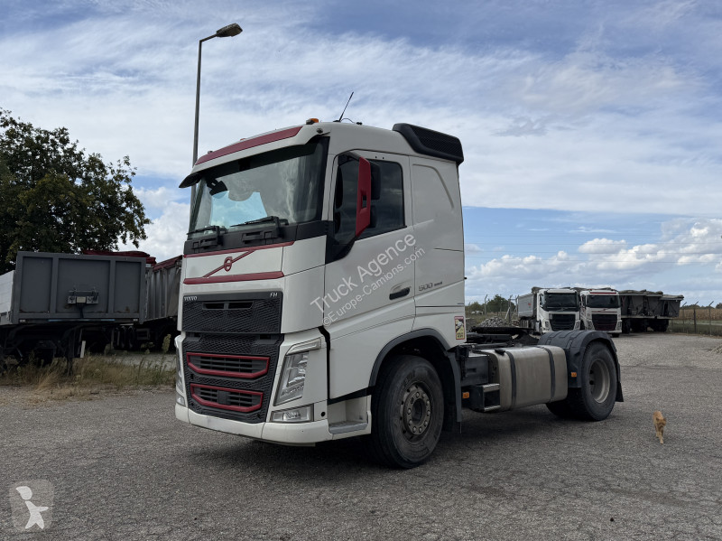 Cabeza tractora Volvo