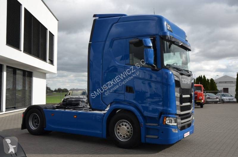 Scania 450 tractor unit
