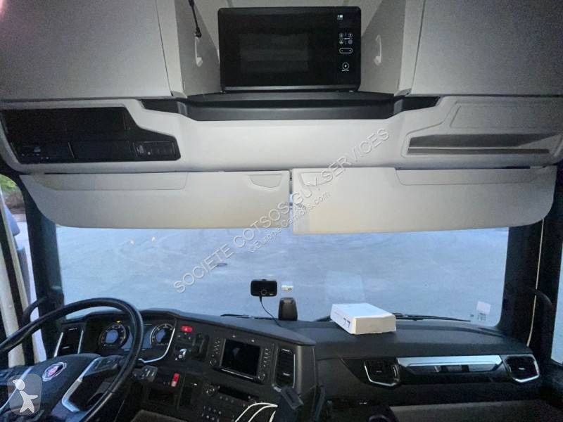 Scania 460 tractor unit