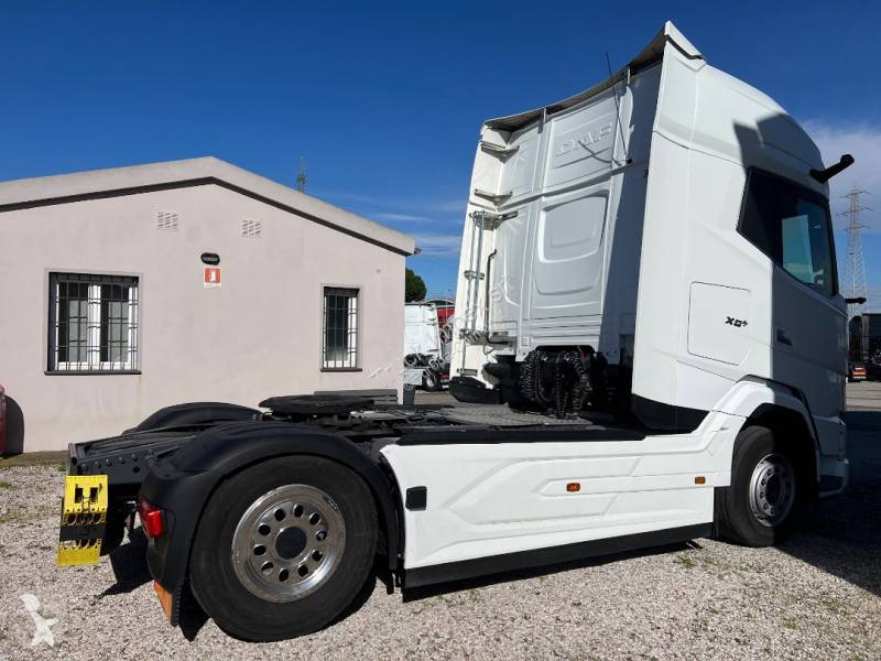 Nyergesvontató DAF 530