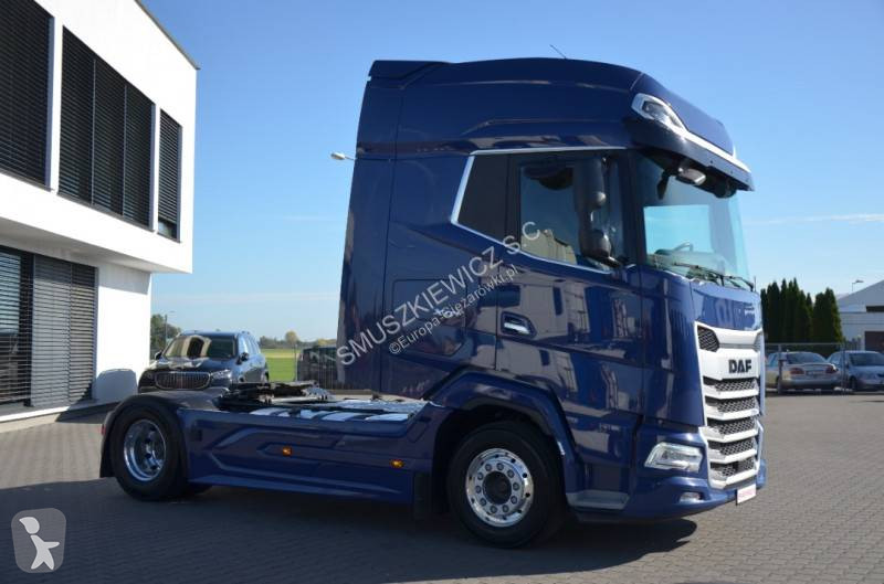 DAF 530 tractor unit