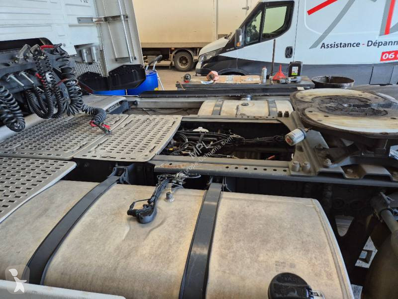 DAF 530 FT tractor unit
