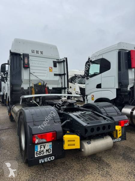 Iveco 460 tractor unit