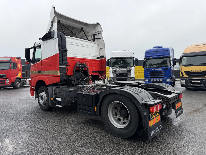 Volvo FM 330  Truck tractor unit