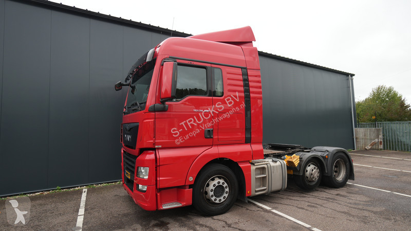 MAN TGX 24420 6x2 651.800km tractor unit