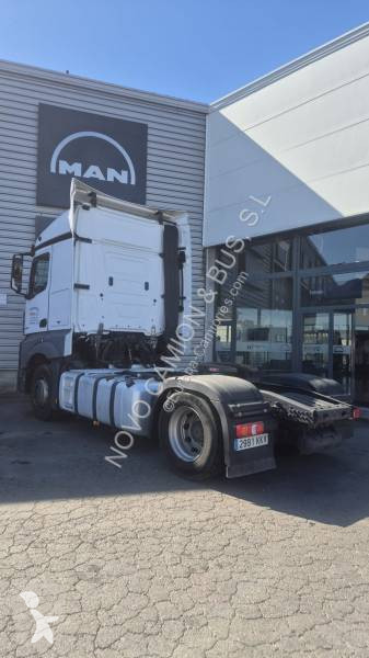 Mercedes 1846 LS tractor unit