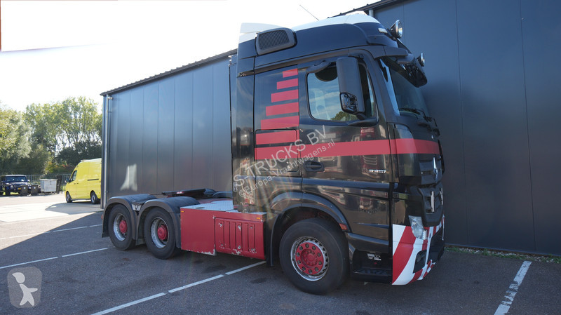 Mercedes 3351 6x4 tractor unit tractor unit