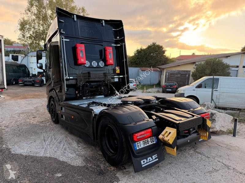 DAF 530 tractor unit