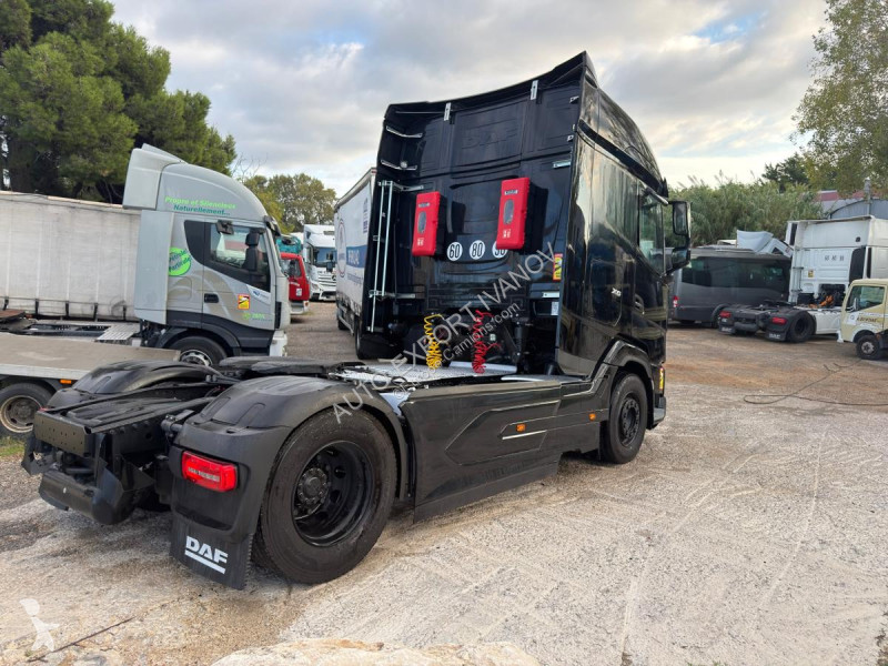DAF 530 tractor unit