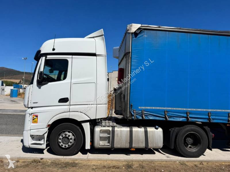 Mercedes 1851 tractor unit
