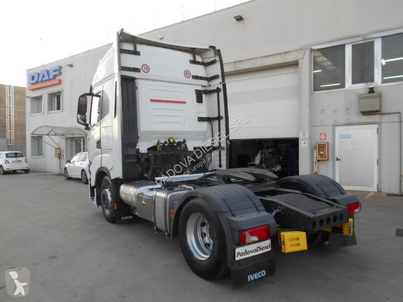Tahač Iveco 510
