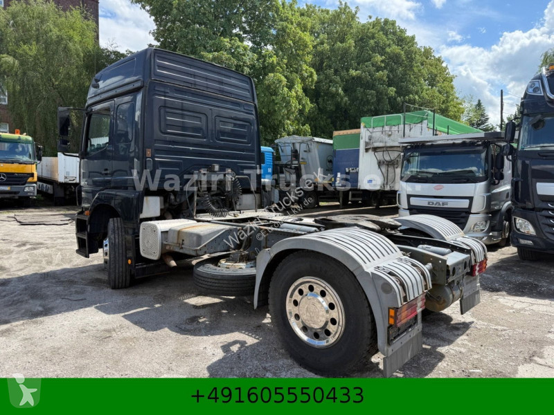 Mercedes 1828 tractor unit