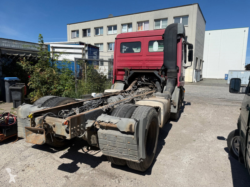 Mercedes 1843 tractor unit