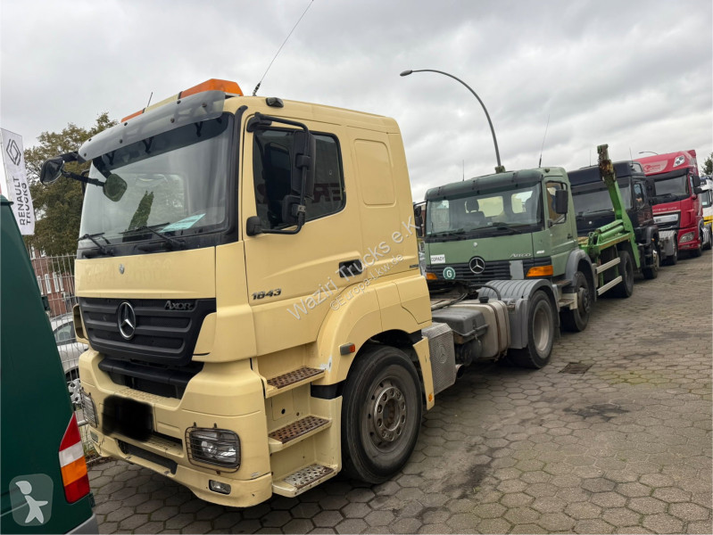Mercedes 1843 tractor unit