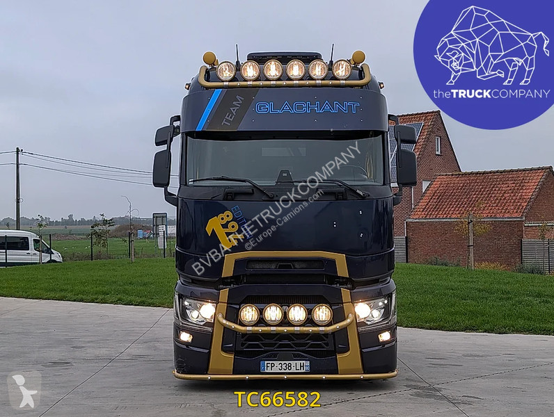 Renault T 520 tractor unit
