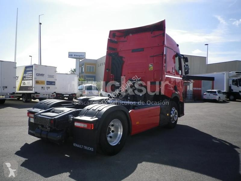 Traktor Renault T520 SLEEPER CAB