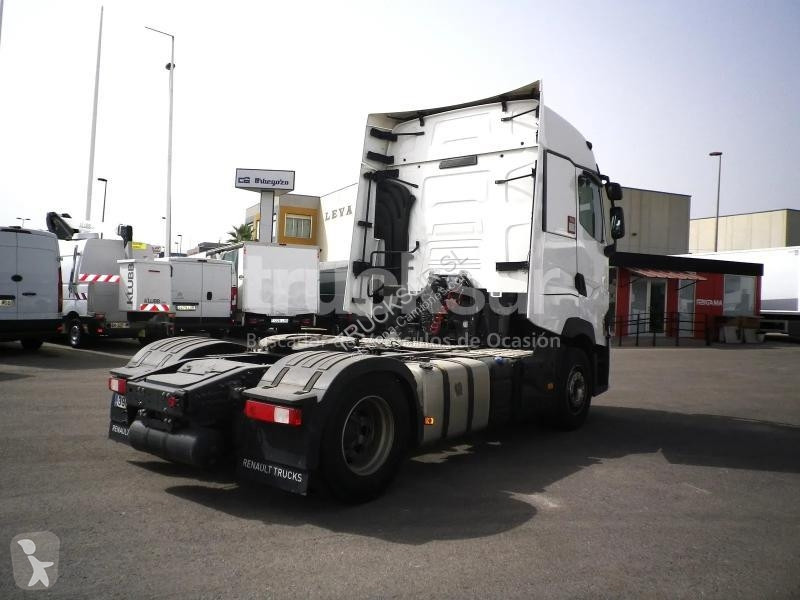 Renault T520 HIGH SLEEPER CAB EVO tractor unit