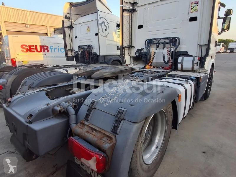 Scania R520 tractor unit