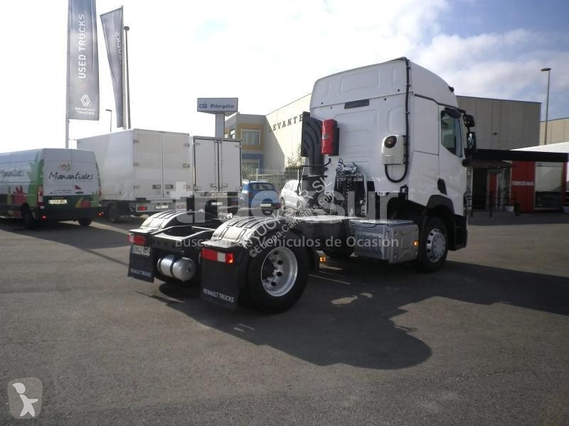 Renault T440 SLEEPER CAB ADR tractor unit