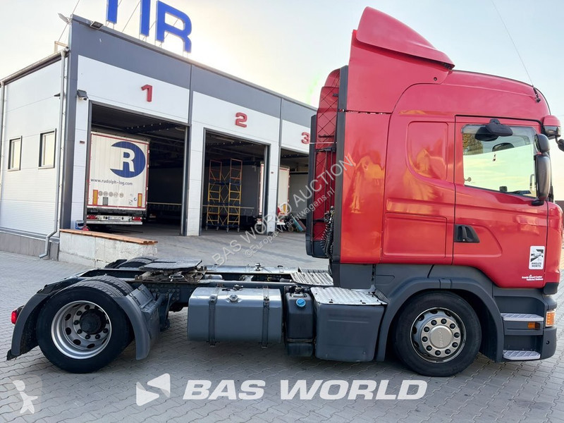 Scania 410 tractor unit