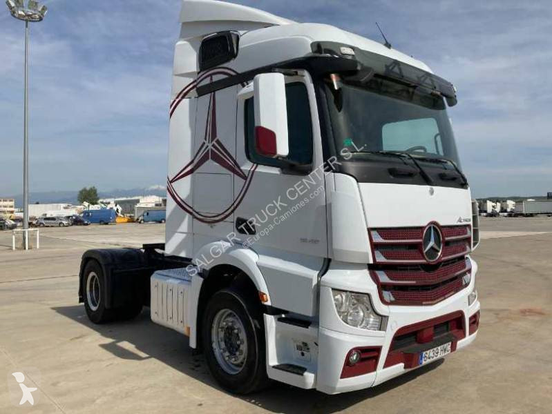 Mercedes 1845 LS tractor unit