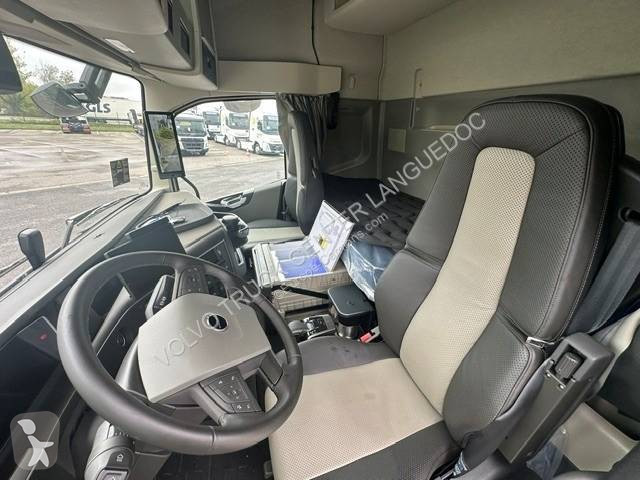 Traktor Volvo 500