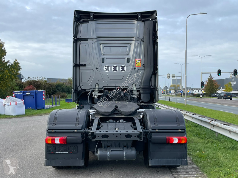 Trekker  ACTROS 1853 LS 4X2