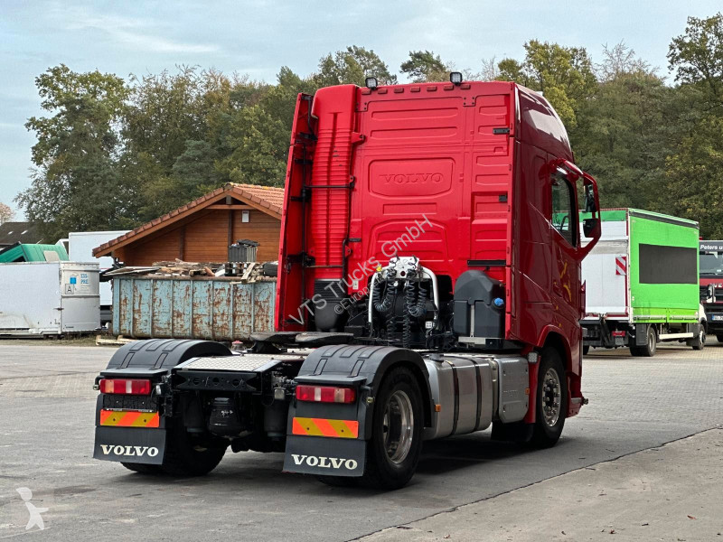 Tahač Volvo 4x2 BL ACC Hydraulik Retarder
