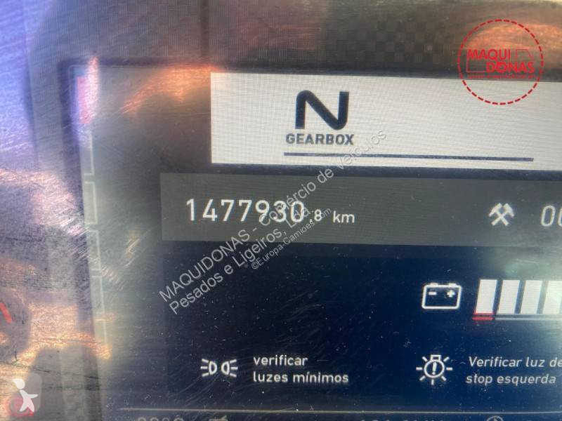 Traktor Renault 520