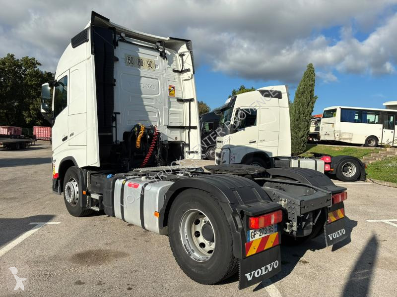 Tahač Volvo 460 Globetrotter FH
