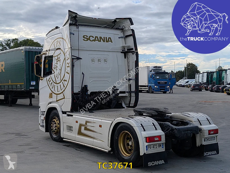 Cabeza tractora Scania