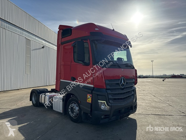Traktor Mercedes L 1842