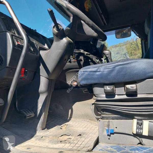 Cabeza tractora Volvo 420