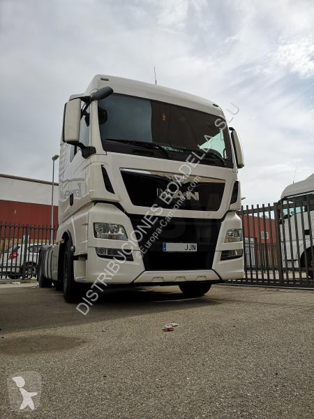 Tracteur MAN 18.440