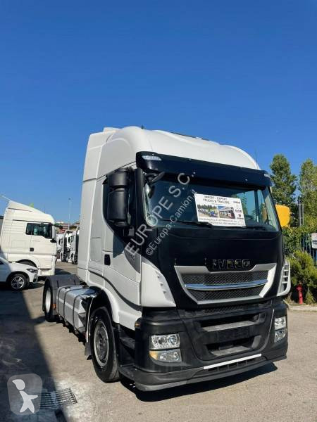 Cabeza tractora Iveco