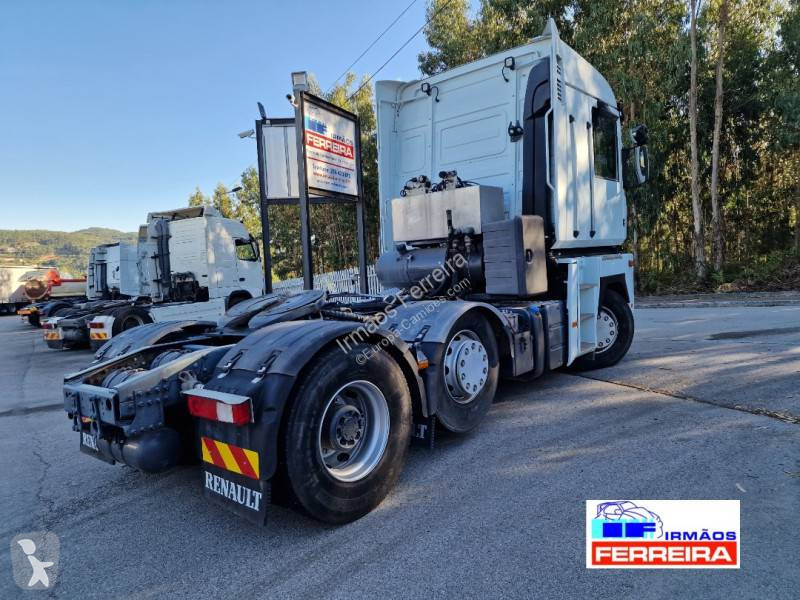 Tracteur Renault