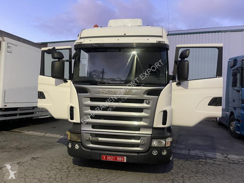 Traktor Scania 560