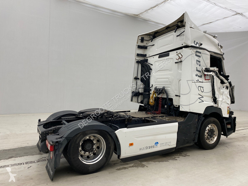 Traktor Renault T 480